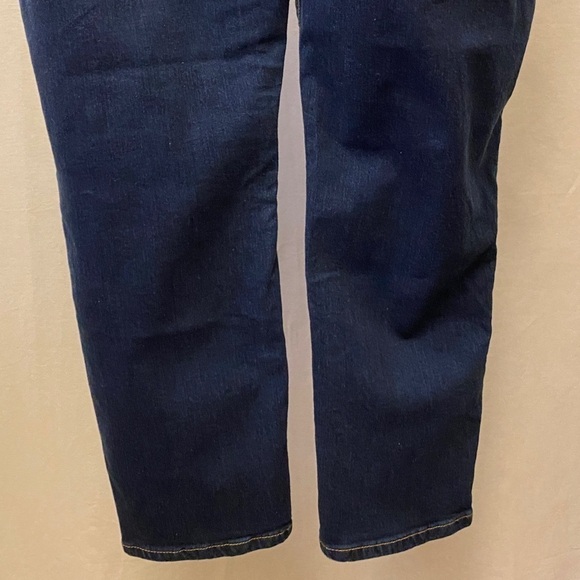 Torrid 20 NWT Boyfriend Straight Jeans Mid Rise Womens Stretch New With Tags - Picture 8 of 16